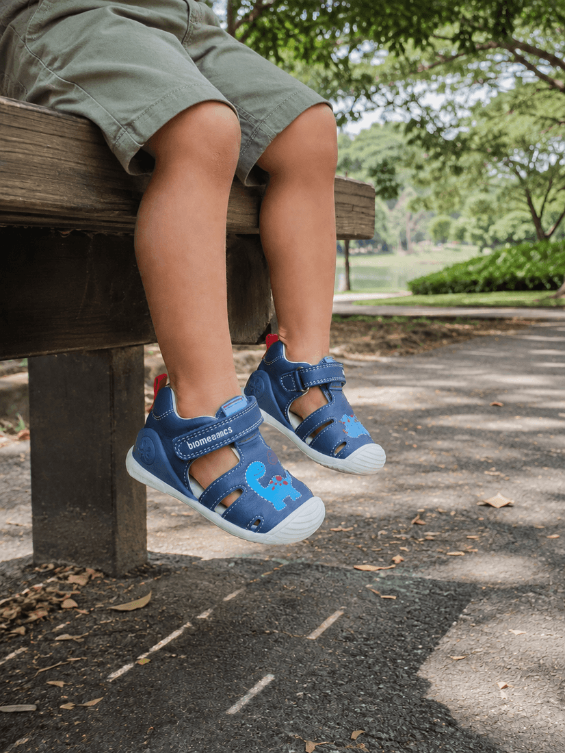 Biomecanics Steady Start Navy Sandal