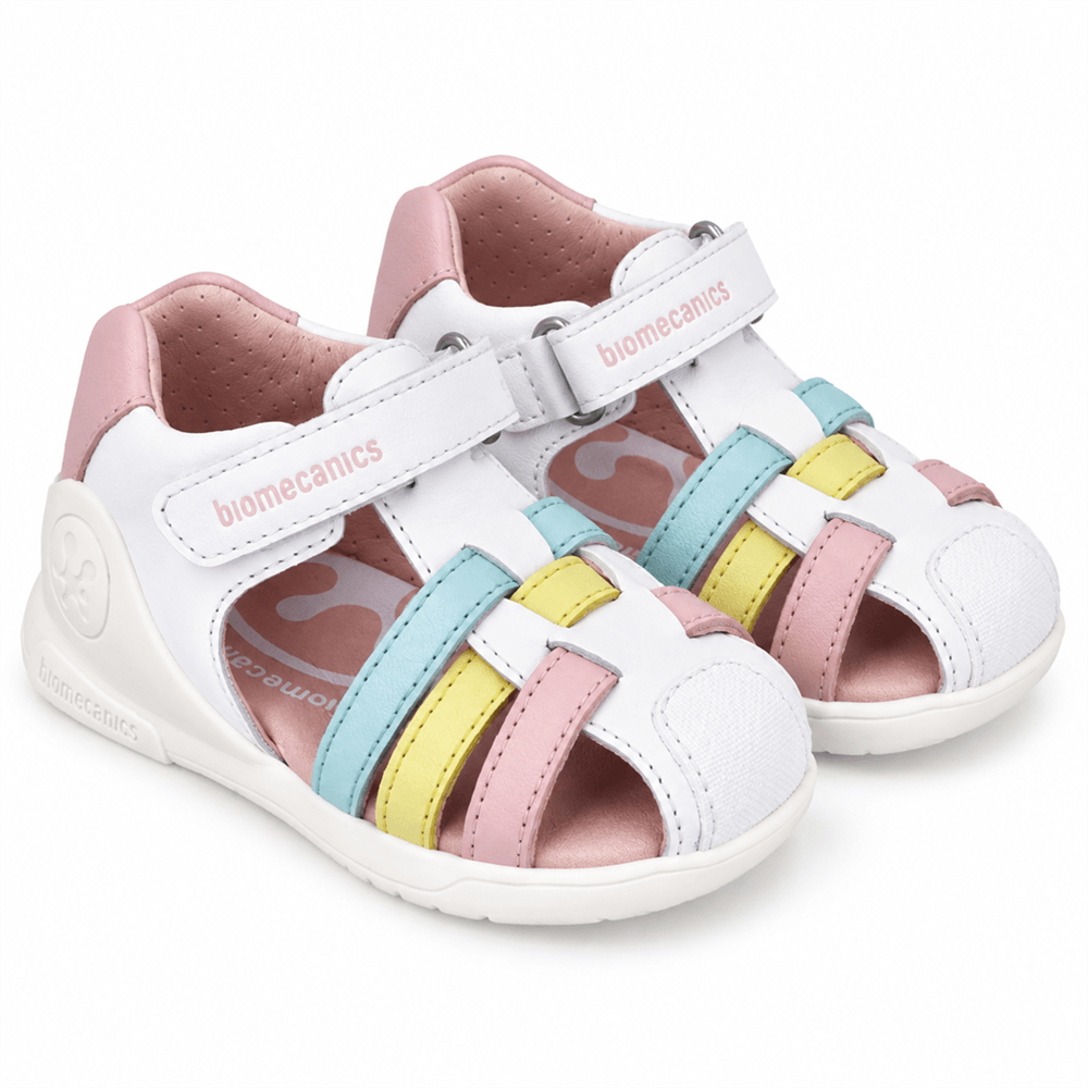 Biomecanics Beautiful Closed White Sandal