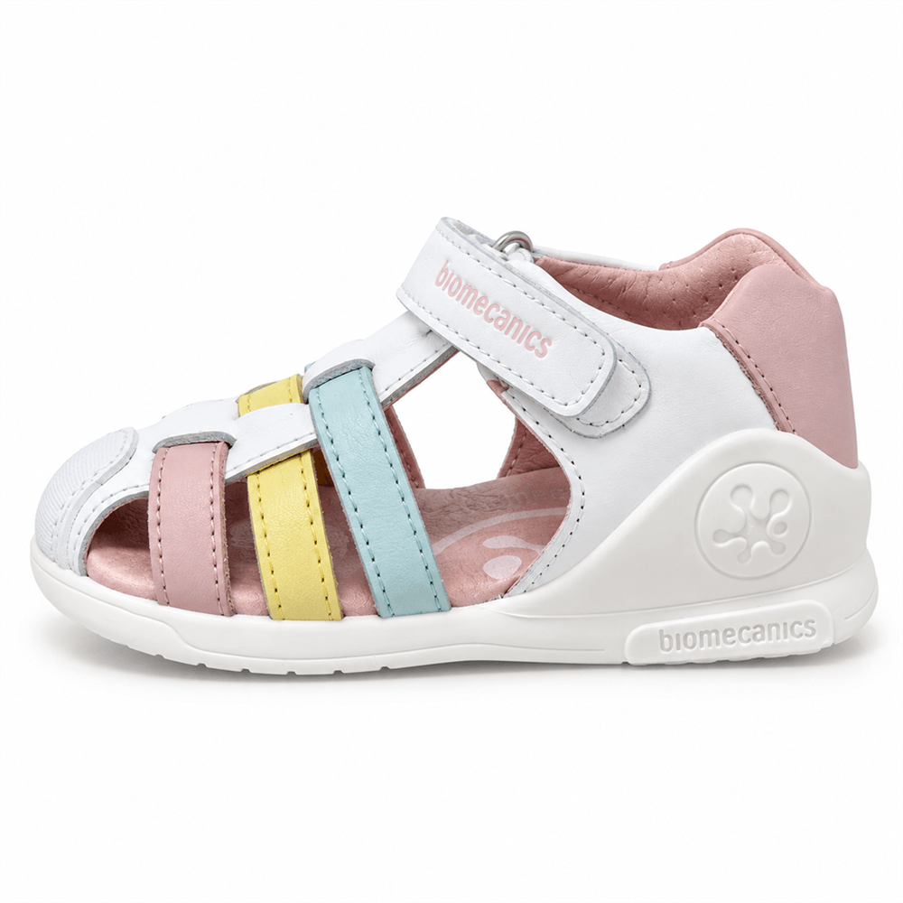 Biomecanics Beautiful Closed White Sandal